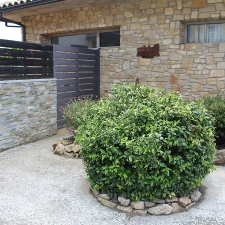 Apartament Vall Farfanya
