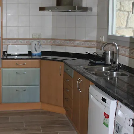 Apartament Vall Farfanya *